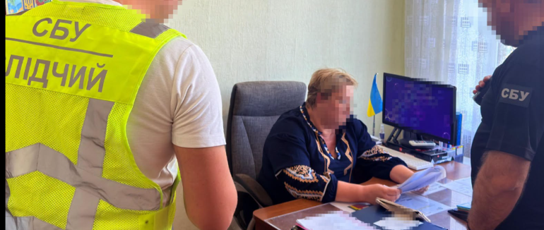 На Закарпатті СБУ викрили чергову «ухилянтську» схему: підозру отримала викладачка місцевого коледжу