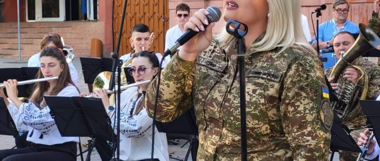 День української музики об’єднав філармонію та військовий оркестр на Закарпатті