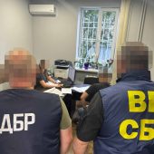 На Закарпатті правоохоронці організували канал переправлення ухилянтів до Словаччини за 33 тисячі доларів