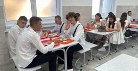 Гаряче харчування для всіх школярів: у школах Закарпаття стартував новий проєкт