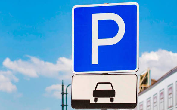 В Ужгороді з’явиться понад 110 нових платних паркомісць: де саме їх облаштують