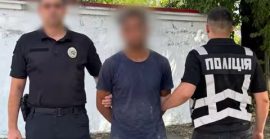 Збував метамфетамін біля торгового центру: в Іршаві затримали 23-річного наркоторговця