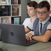 64 мільйони з бюджету Закарпаття: область фінансує підземні школи та мобільні укриття на Харківщині
