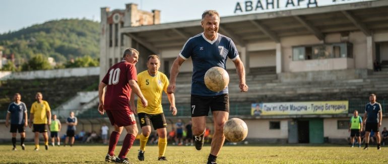 В Ужгороді вшанували пам’ять Мандича футбольним турніром ветеранів