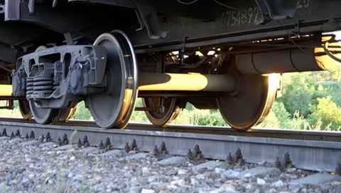 Біля Сваляви під поїздом загинув 72-річний чоловік