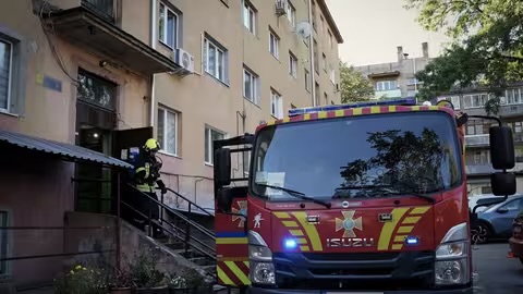 В Ужгороді через заряджання ліхтаря загорілася квартира в багатоповерхівці
