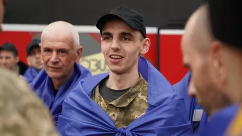 Після понад чотирьох років полону додому повернувся захисник із Мукачева