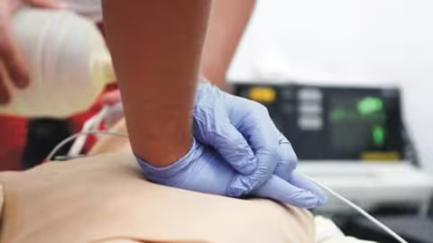 На Закарпатті медики врятували 37-річного чоловіка після зупинки серця